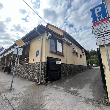 Brasserka Νίτρα Εξωτερικό φωτογραφία